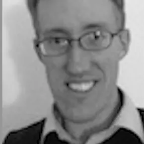 Headshot of Prof Ian Hewitt